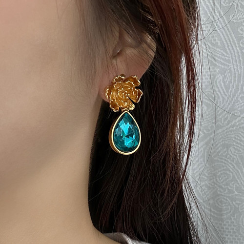 人生就是博·(中国区)官方网站z6饰品厂接下迪士尼订单(图1) 4.jpg