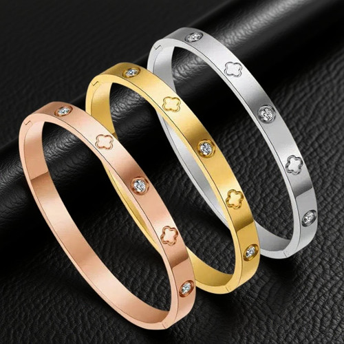 �����г����£��Ѹ���Ʒ������ͻ���Ŀ��