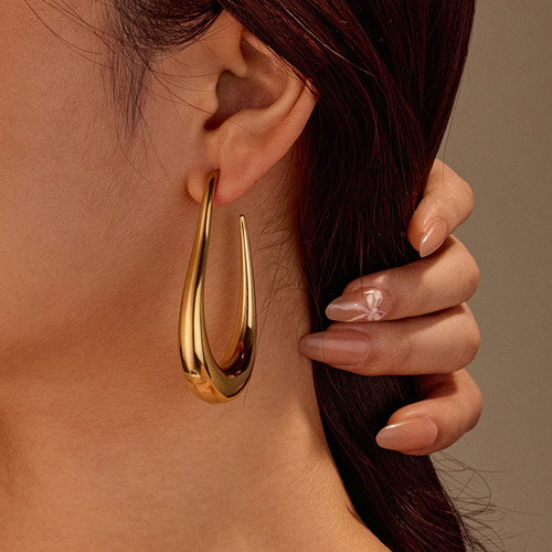 �������Ʒ�г��ݶ�� 